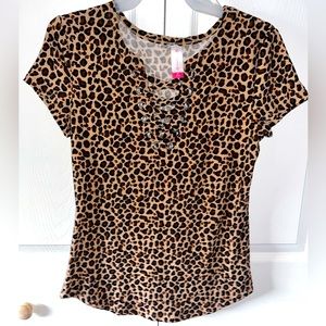 No Boundaries leopard blouse used in great condition size medium (7/9).